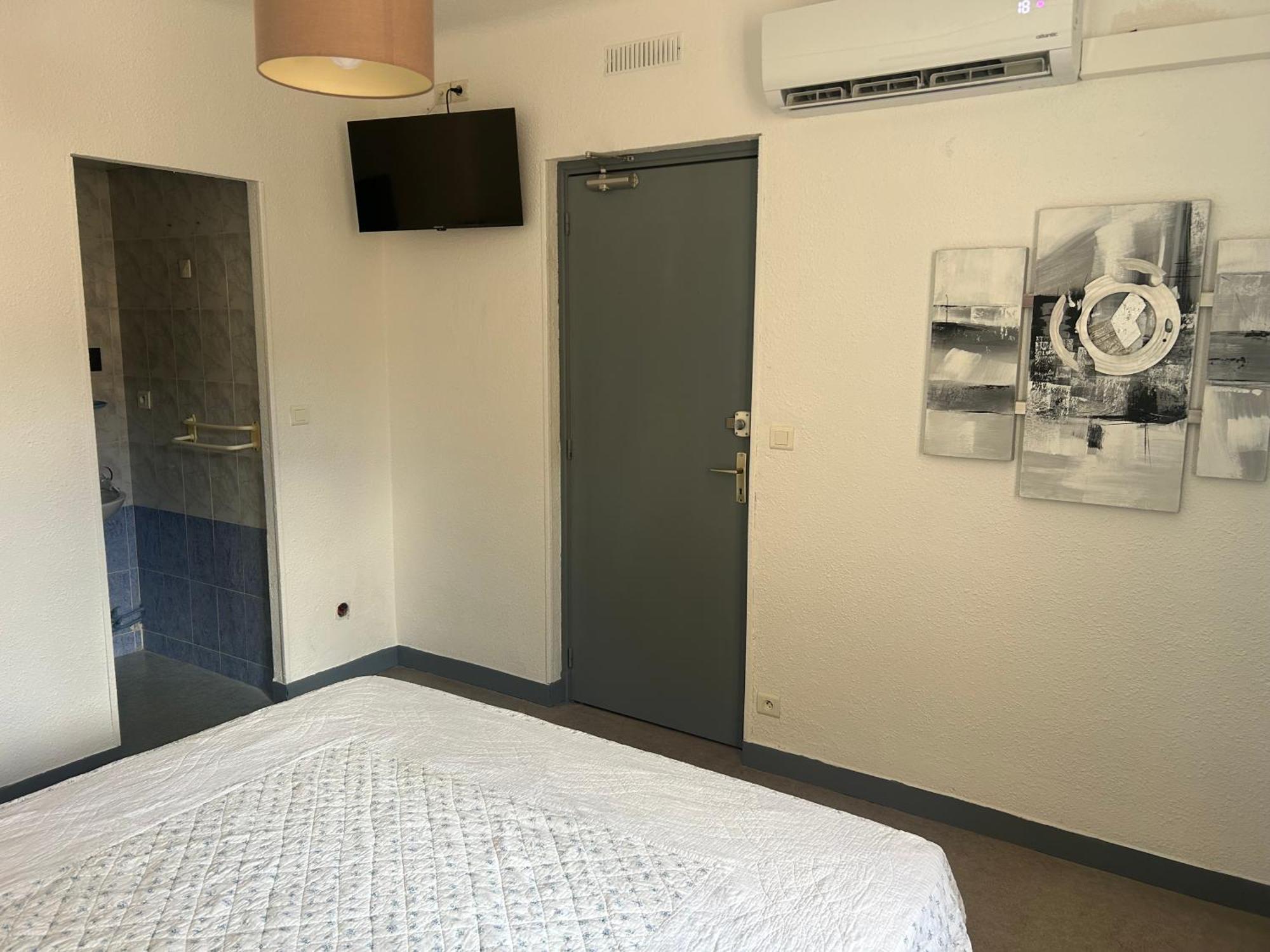 Hotel L'Acropole Nissan-lez-Enserune Buitenkant foto