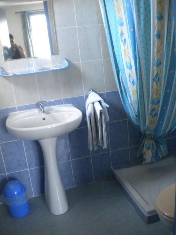 Hotel L'Acropole Nissan-lez-Enserune Kamer foto